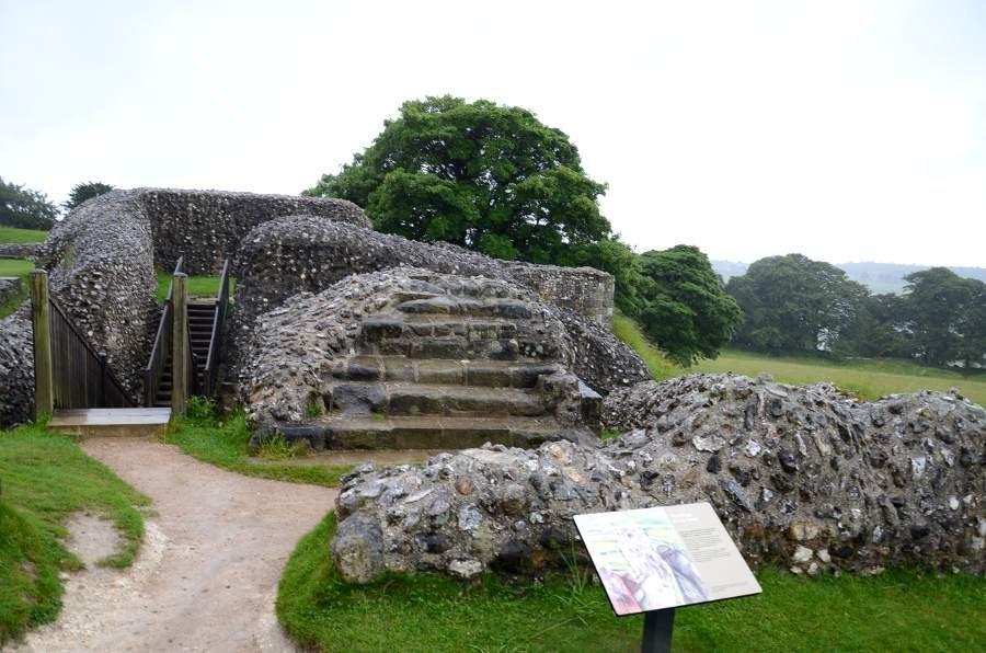 Lire la suite à propos de l’article Old Sarum Castle, l’ancienne place forte romaine et saxonne