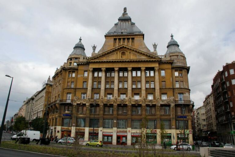 Lire la suite à propos de l’article Budapest, autour de Vaci Utca et de Vorosmarty Ter