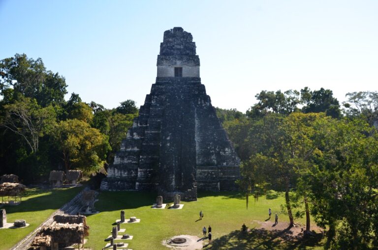 Lire la suite à propos de l’article Tikal, la capitale et l’âme de l’empire Maya