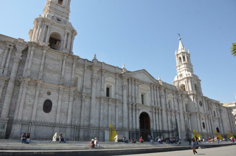 Lire la suite à propos de l’article Arequipa, la ville blanche et le monastère Santa Catalina