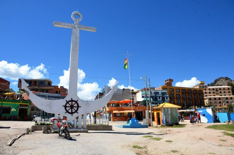 Lire la suite à propos de l’article Bolivie, en route pour Copacabana et le lac Titicaca