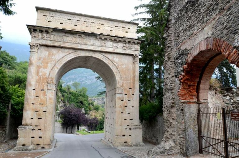 Lire la suite à propos de l’article Bienvenue en Italie du Nord, les ruines antiques de Susa