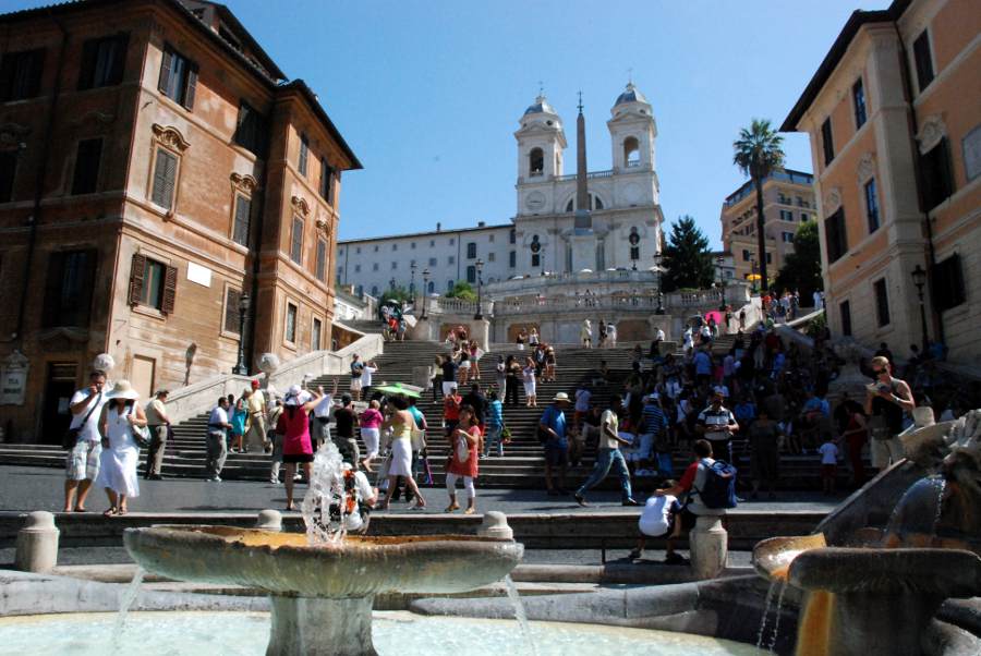 Lire la suite à propos de l’article Rome, de la Fontaine de Trevi à la Piazza de Spagna