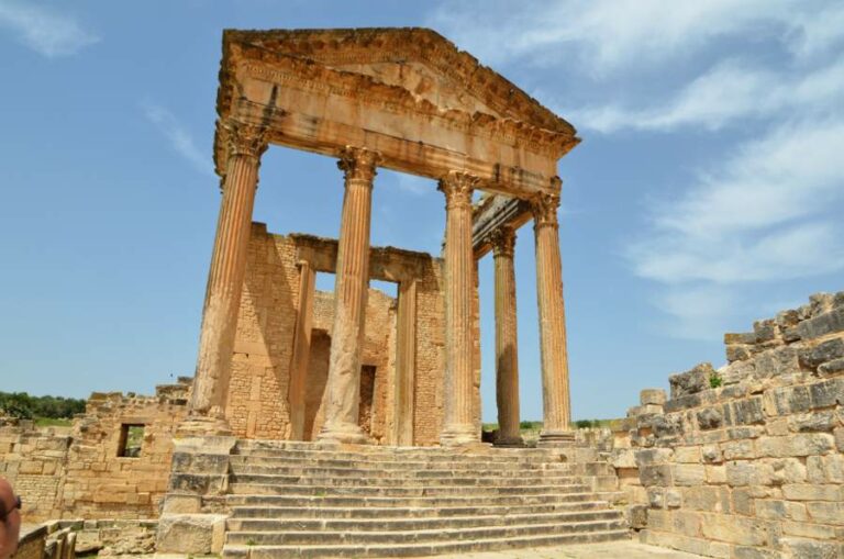 Lire la suite à propos de l’article Site antique de Dougga, la perle romaine d’Afrique du Nord