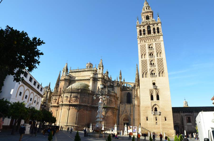 Lire la suite à propos de l’article Cathédrale de Séville, un chef-d’œuvre d’architecture gothique