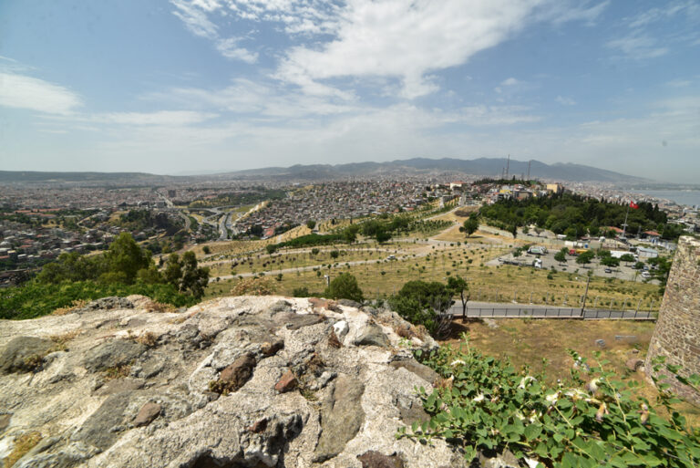 Lire la suite à propos de l’article Izmir, au sommet de la citadelle romaine