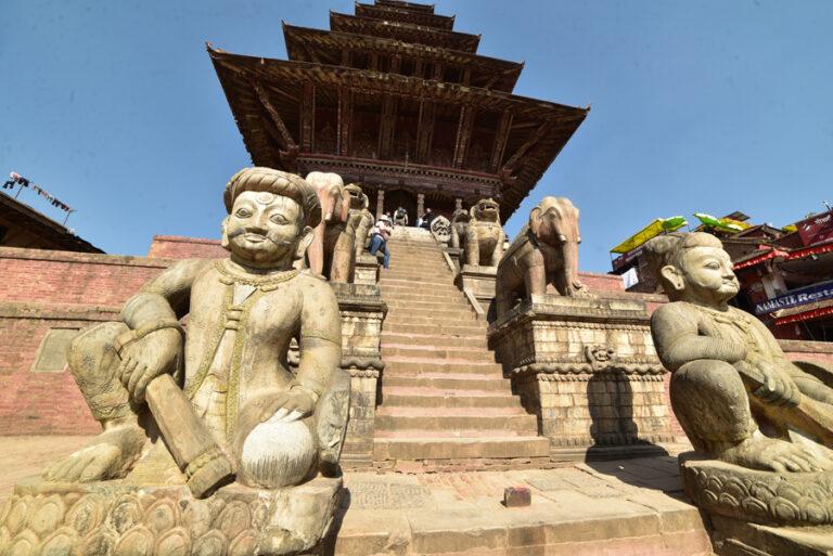 Lire la suite à propos de l’article Bhaktapur, la place Taumadhi et ses grands temples