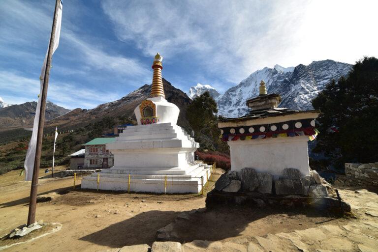 Lire la suite à propos de l’article Ascension vers Deboche, à flanc de montagne