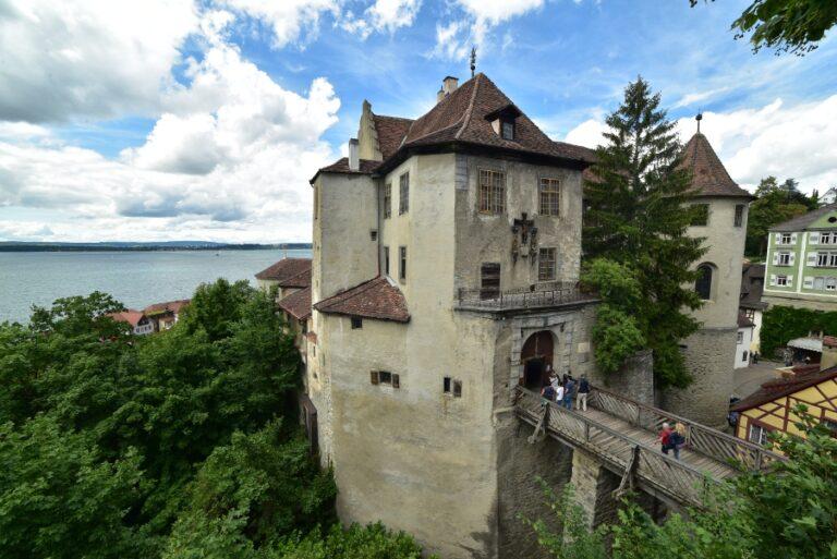 Lire la suite à propos de l’article Meersburg, de l’Altes Schloss aux rives du lac de Constance