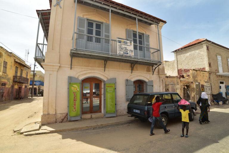 Lire la suite à propos de l’article Saint-Louis, au cœur de la vieille ville coloniale
