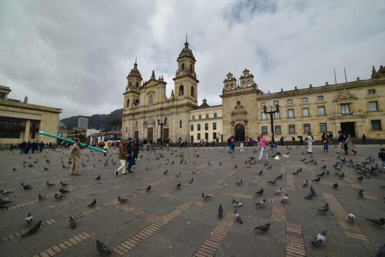 Lire la suite à propos de l’article Bogotá, autour du quartier historique et du palais présidentiel