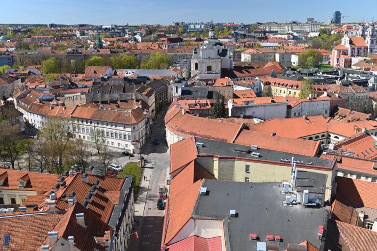 Lire la suite à propos de l’article Vilnius, le beau panorama depuis le clocher Saint-Jean