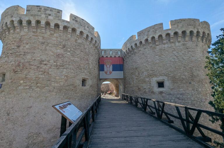 Lire la suite à propos de l’article Belgrade, la forteresse de Kalemegdan, une citadelle qui a traversé le temps