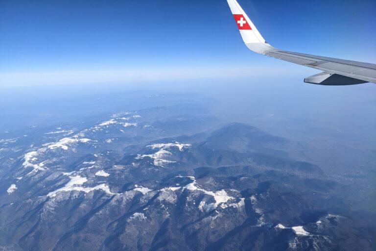 Lire la suite à propos de l’article Arrivée à Mascale, un vol via Zurich et Dubaï